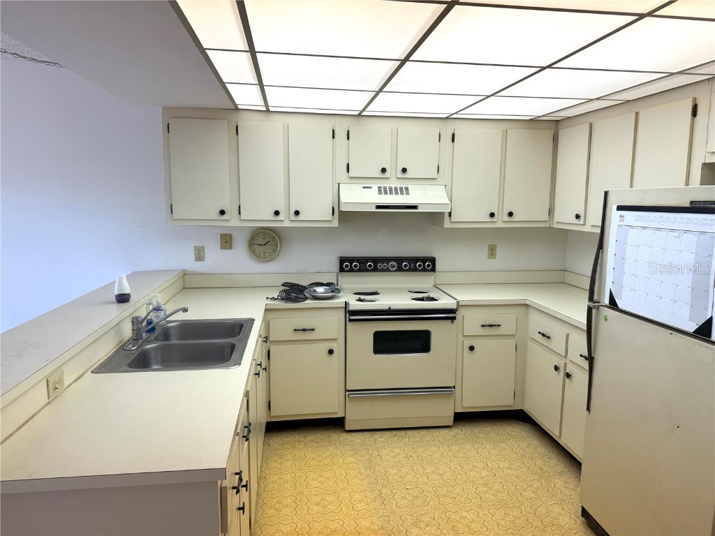 425 30th Avenue W #C204 Bradenton FL 34205 A4650497 image5