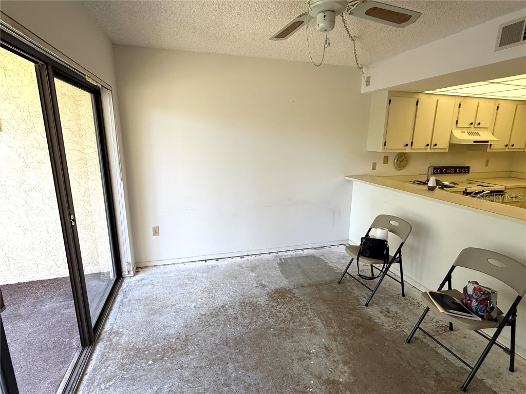 425 30th Avenue W #C204 Bradenton FL 34205 A4650497 image8