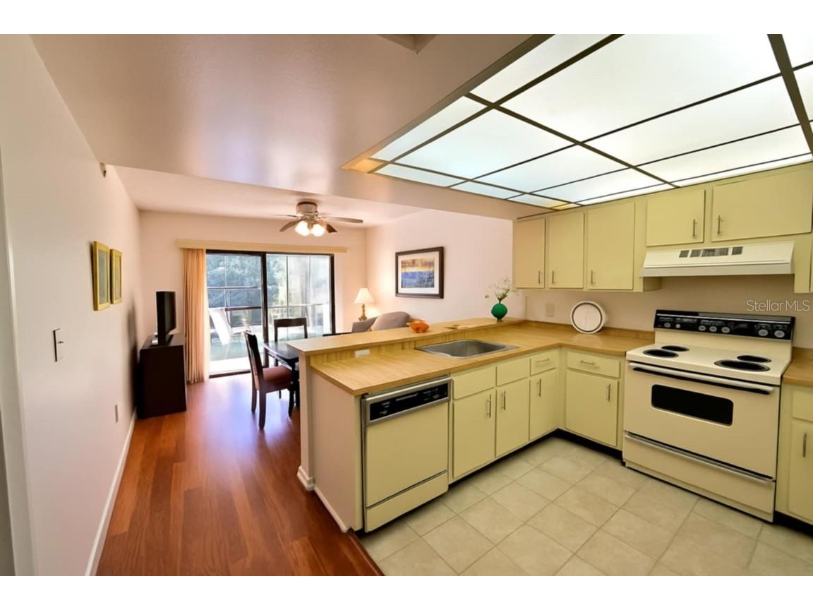 425 30th Avenue W #C206 Bradenton FL 34205 A4671223 image10