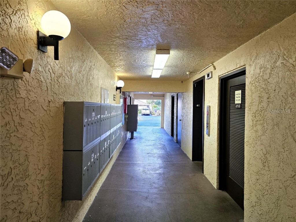 425 30th Avenue W #C206 Bradenton FL 34205 A4671223 image32