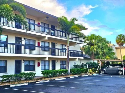 425 30th Avenue W #C210 Bradenton FL 34205 J1002928 image1