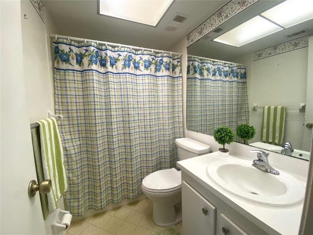 425 30th Avenue W #C211 Bradenton FL 34205 A4657645 image20