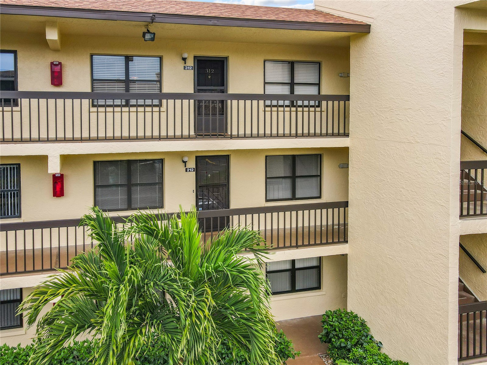 425 30th Avenue W #C212 Bradenton FL 34205 A4697777 image2