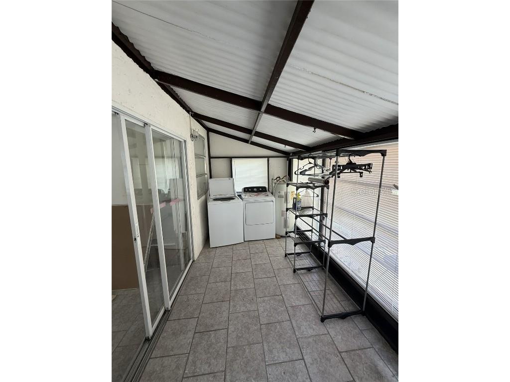 425 40th Avenue NE Saint Petersburg FL 33703 TB8447694 image18