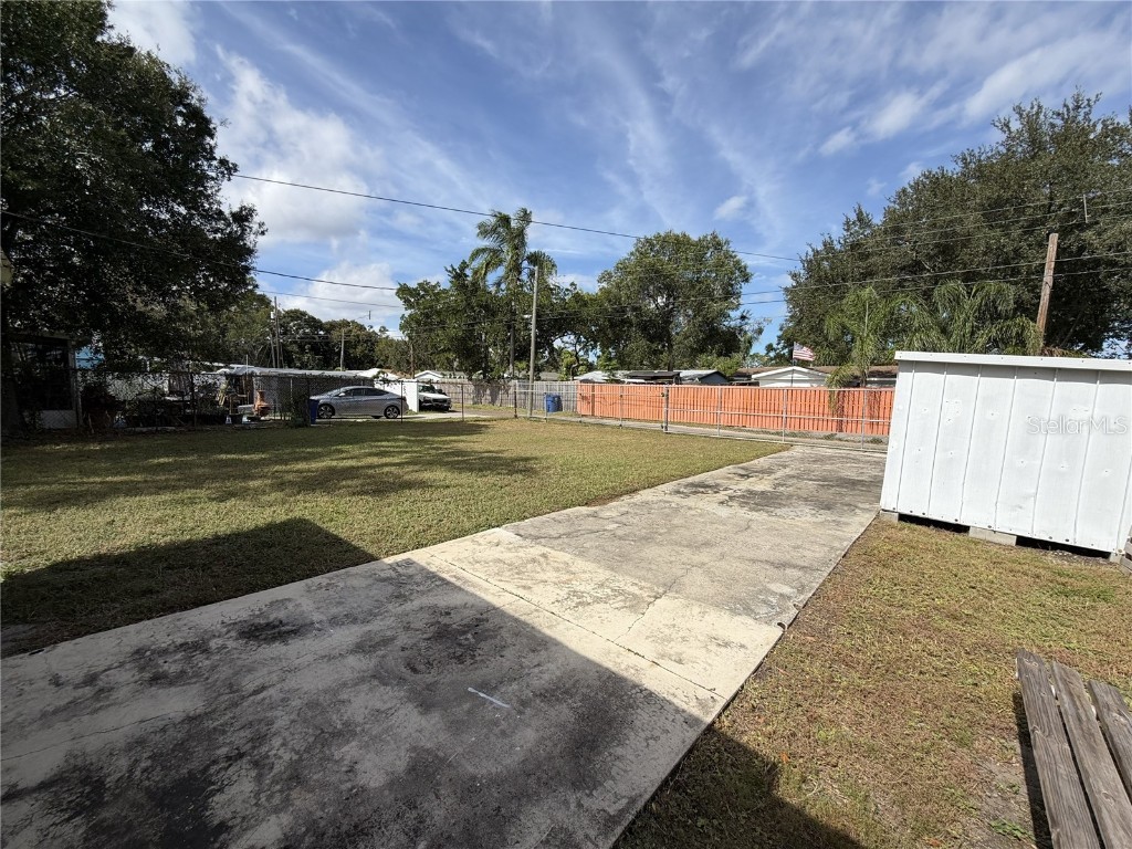 425 40th Avenue NE Saint Petersburg FL 33703 TB8447694 image8