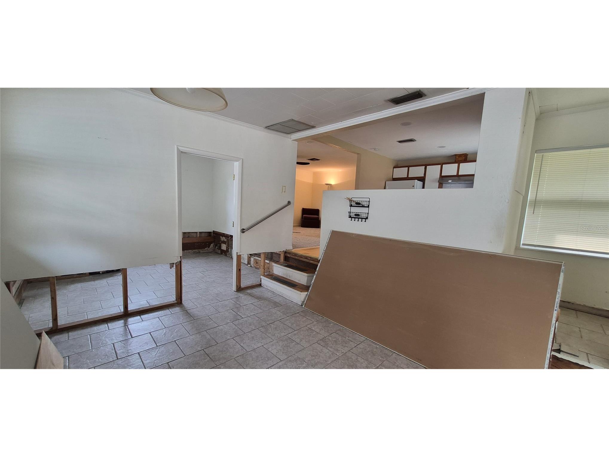 425 40th Avenue NE Saint Petersburg FL 33703 TB8515678 image15