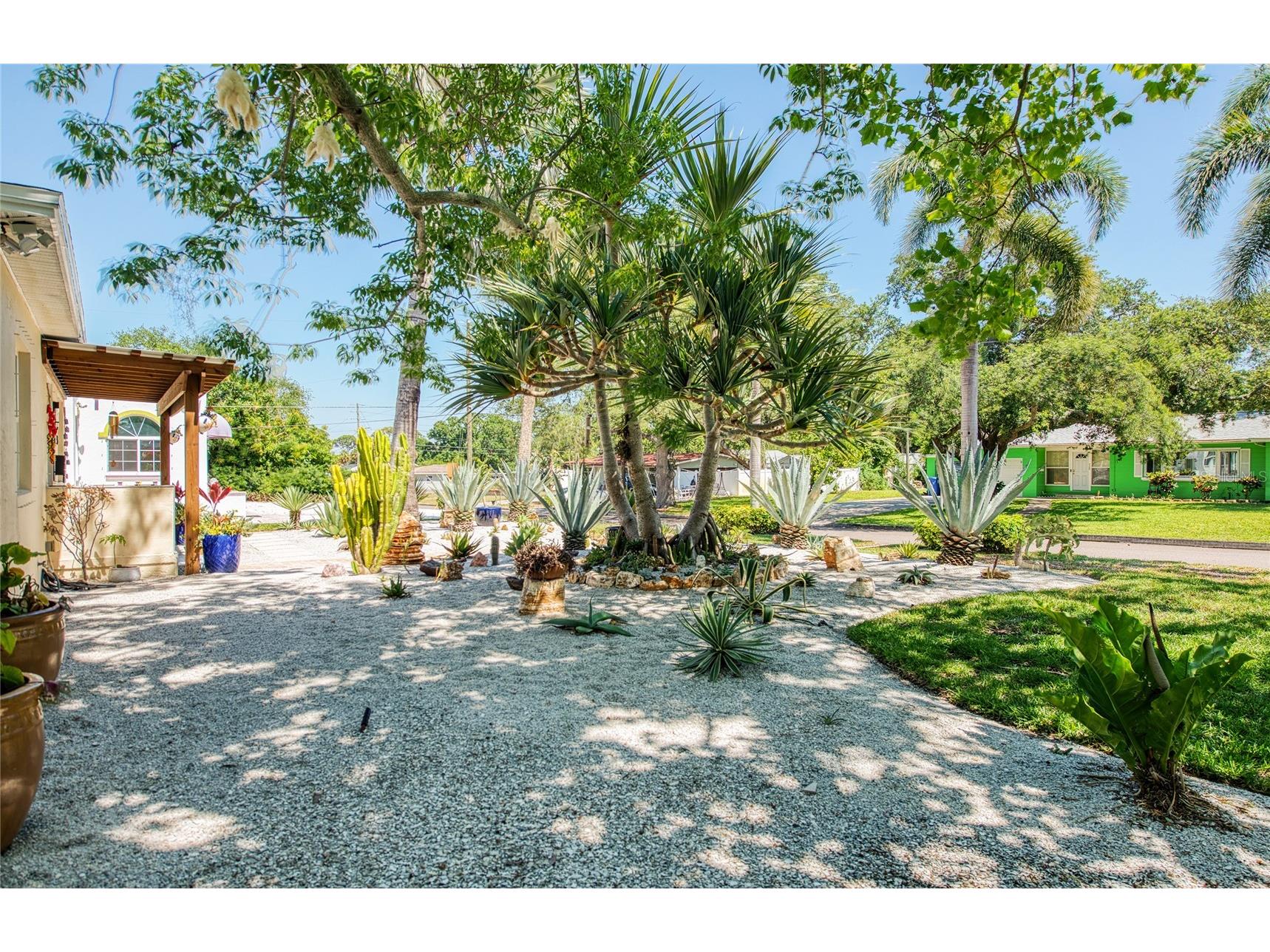 425 46th Avenue S Saint Petersburg FL 33705 TB8504415 image10