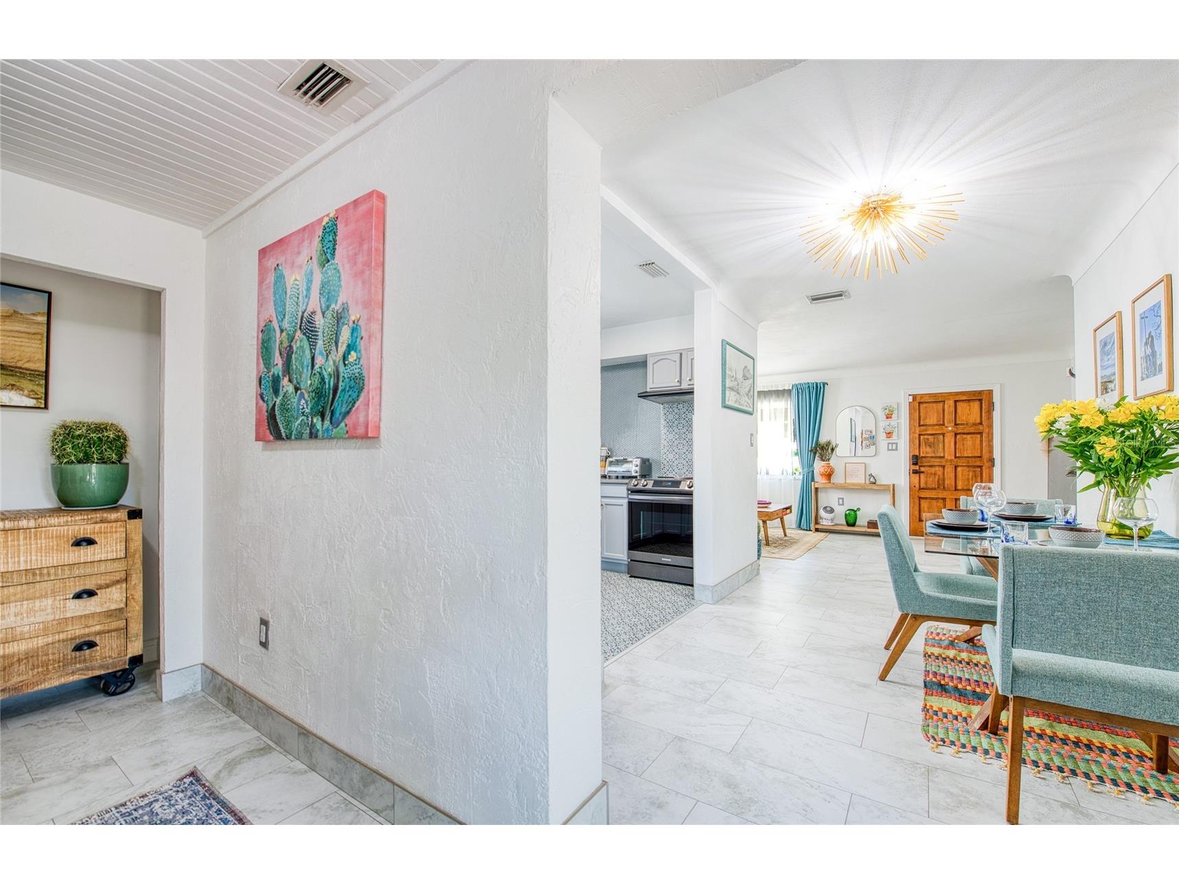 425 46th Avenue S Saint Petersburg FL 33705 TB8504415 image17