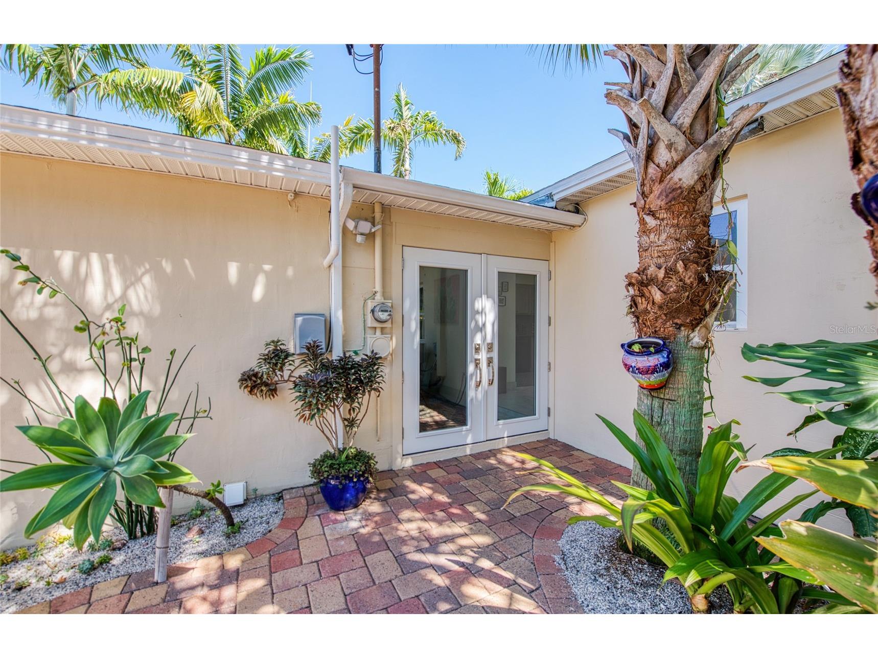 425 46th Avenue S Saint Petersburg FL 33705 TB8504415 image46