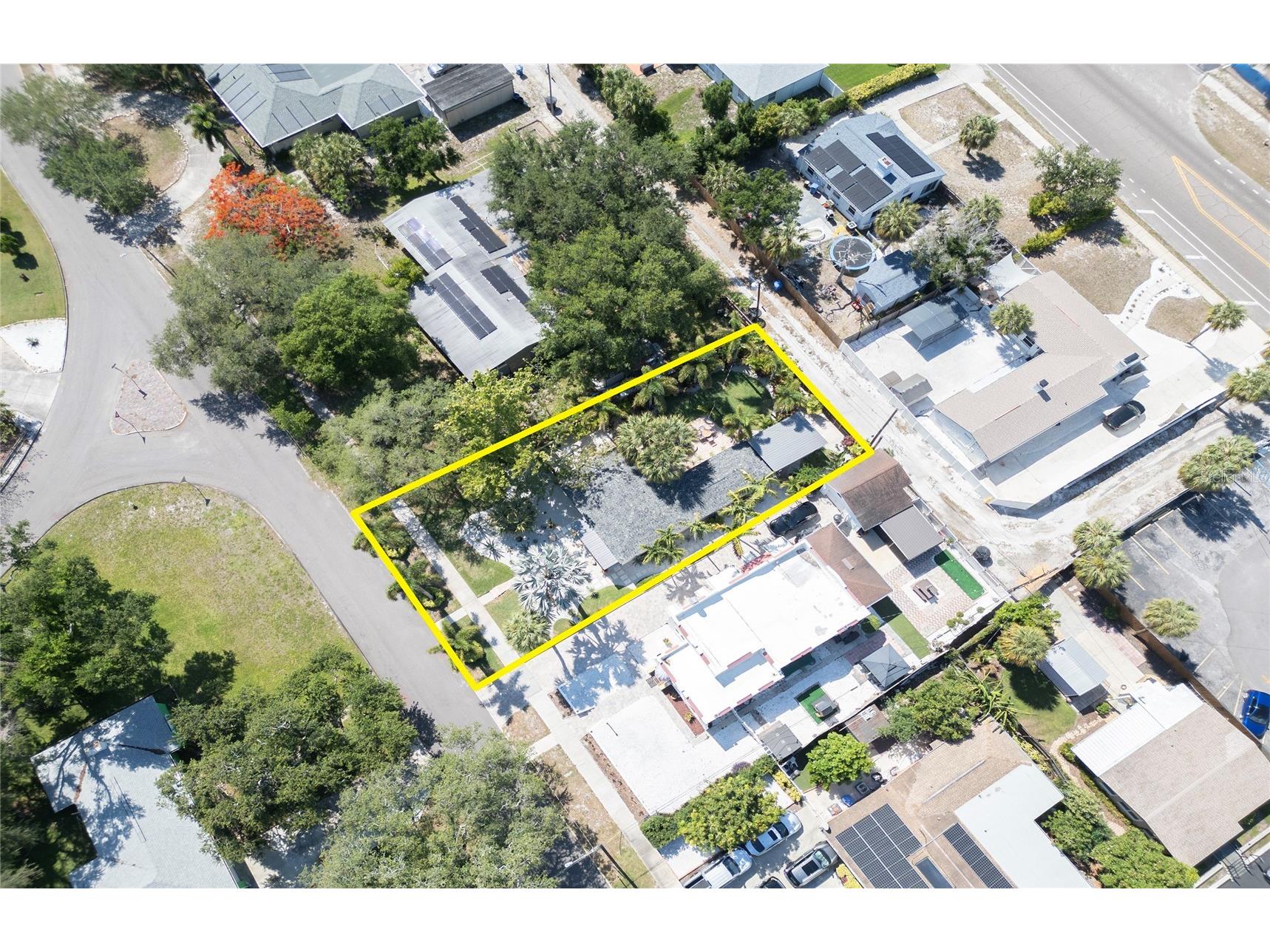 425 46th Avenue S Saint Petersburg FL 33705 TB8504415 image63