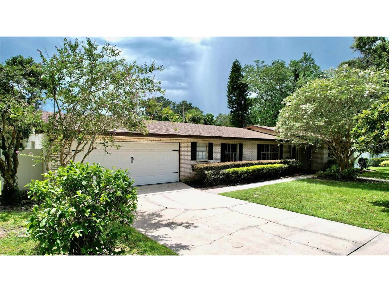 425 Aberdeen Court N Lakeland FL 33813 L4938742 image1