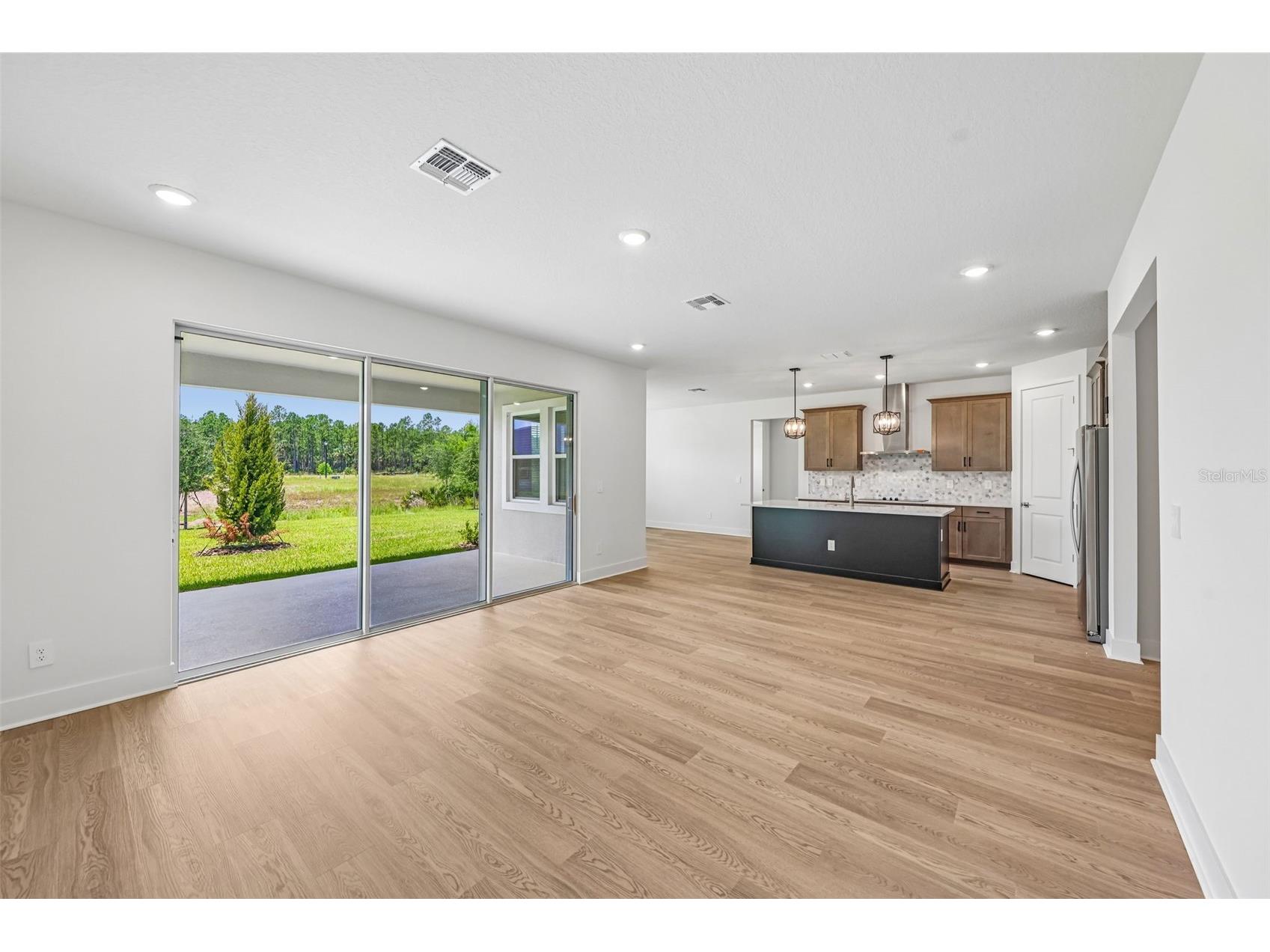 425 Brookhaven Ormond Beach FL 32174 TB8491169 image11