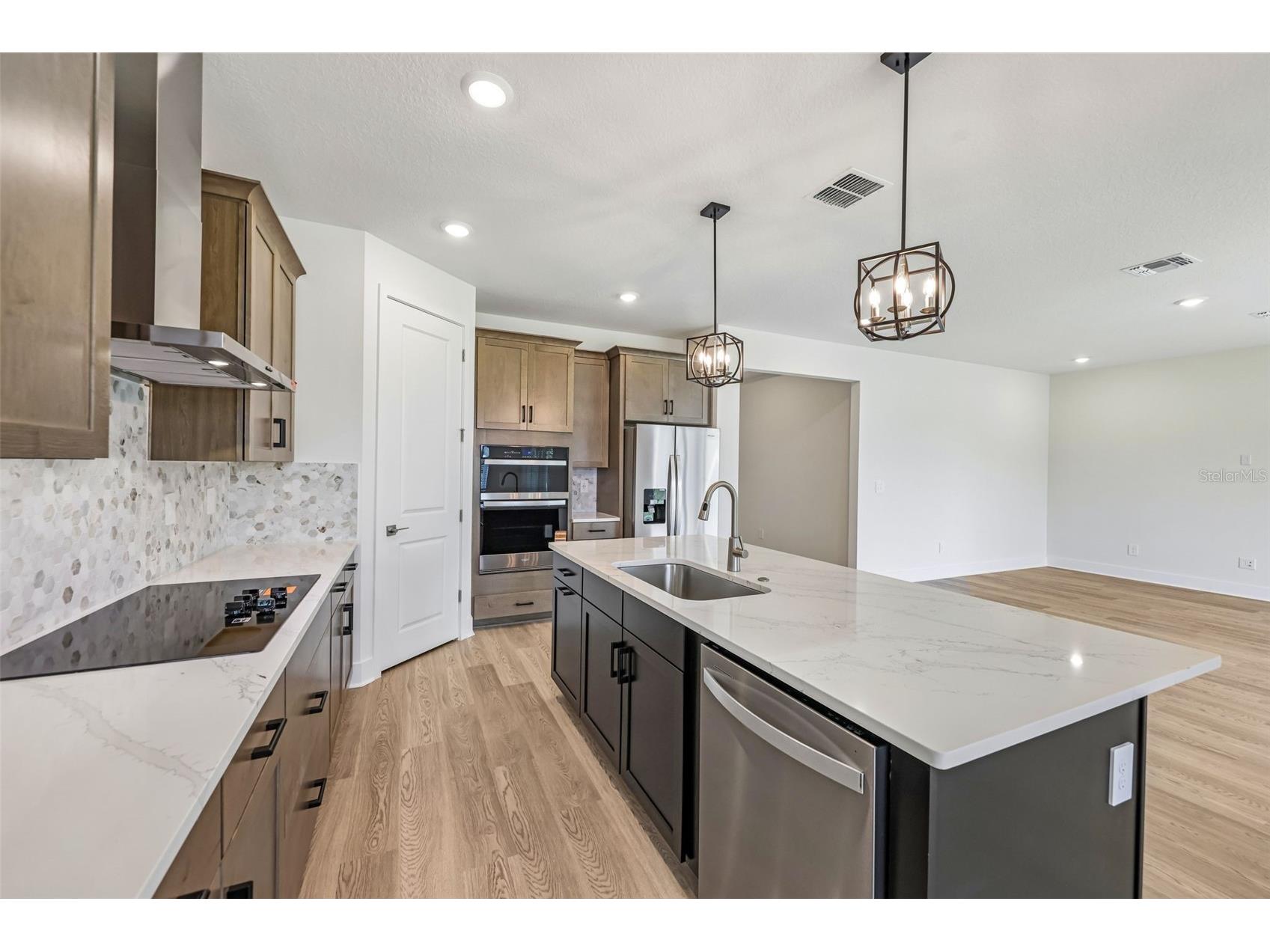 425 Brookhaven Ormond Beach FL 32174 TB8491169 image16