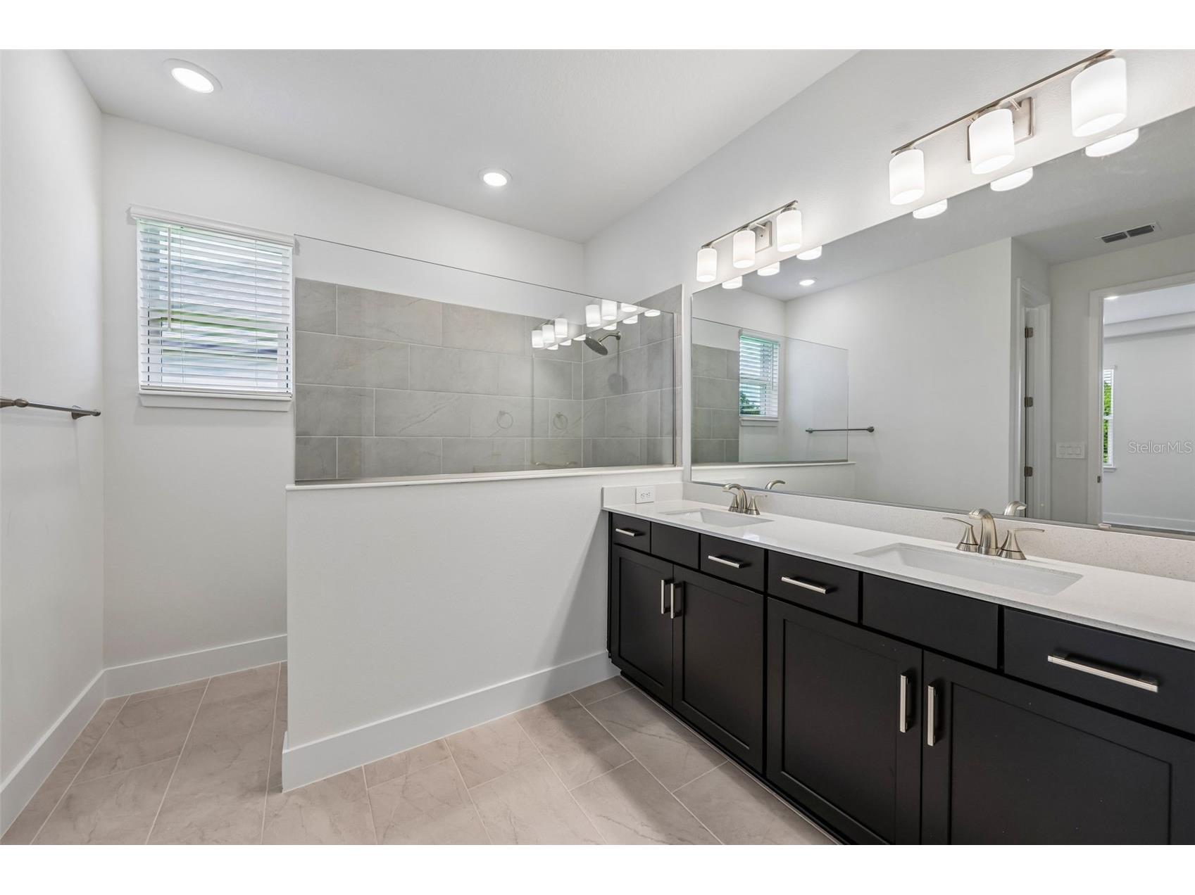 425 Brookhaven Ormond Beach FL 32174 TB8491169 image32