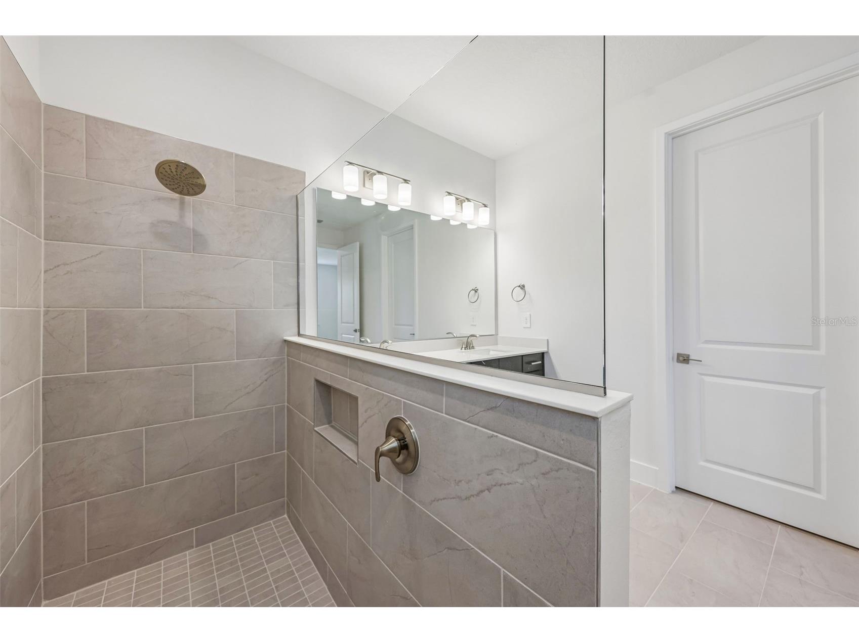 425 Brookhaven Ormond Beach FL 32174 TB8491169 image33