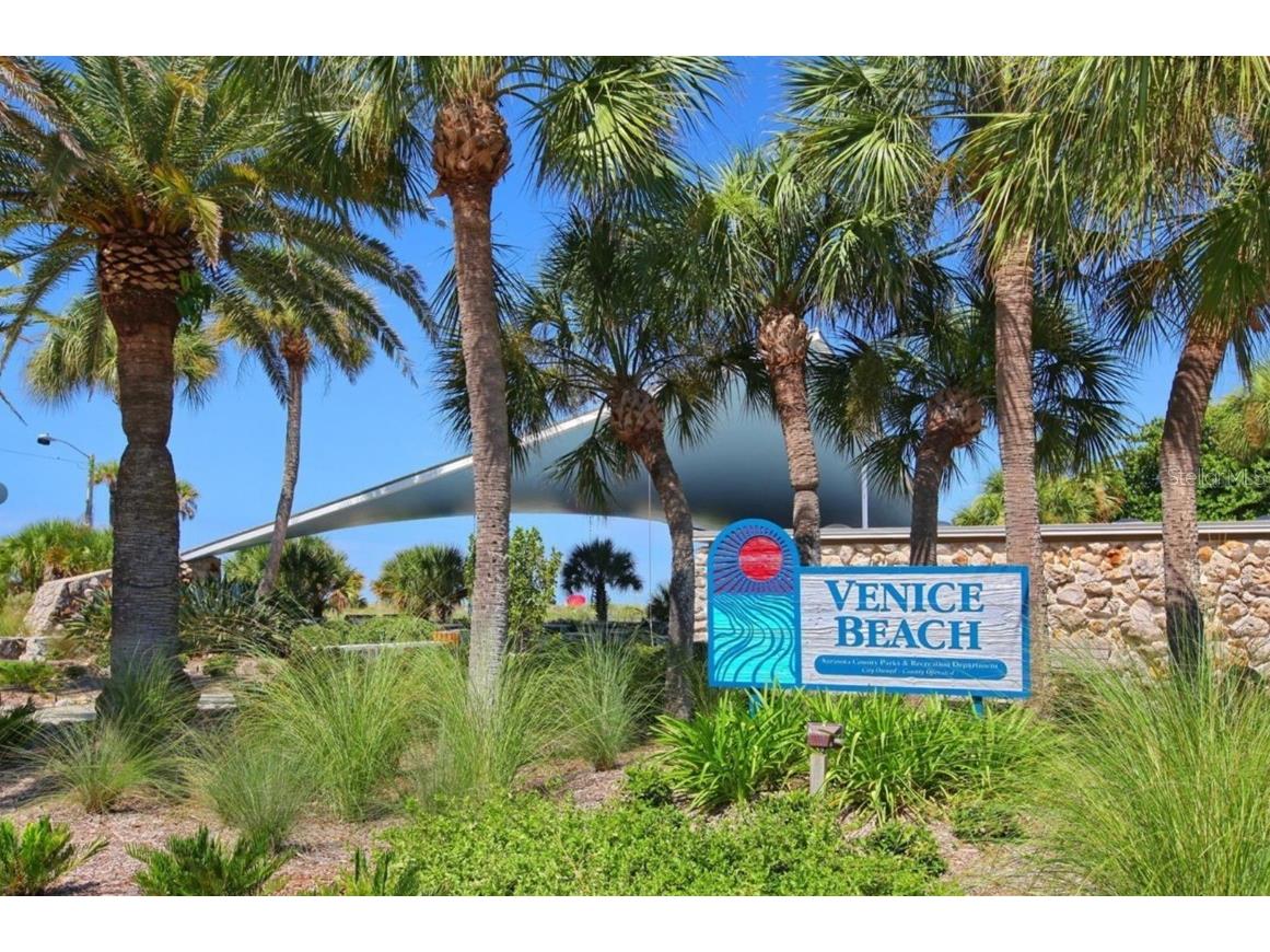 425 Cerromar Terrace #359 Venice FL 34293 A4586901 image3