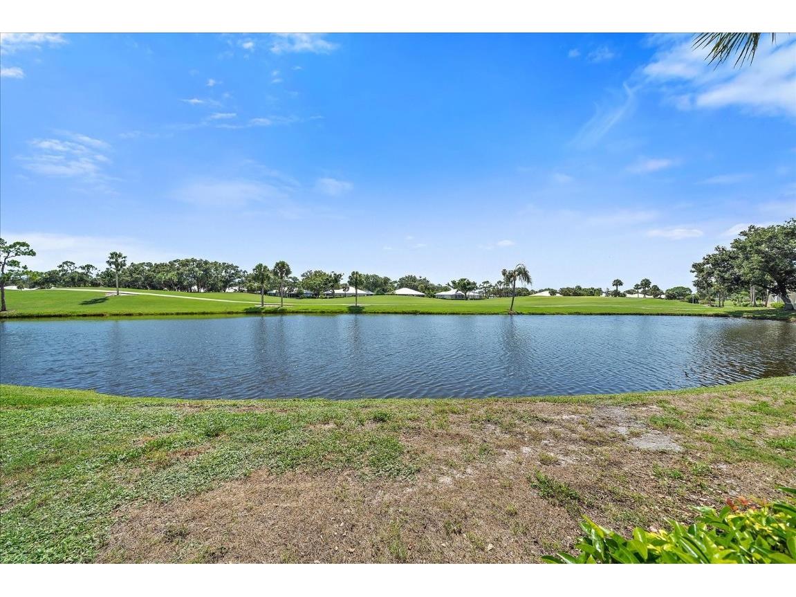 425 Cerromar Terrace #359 Venice FL 34293 A4586901 image57