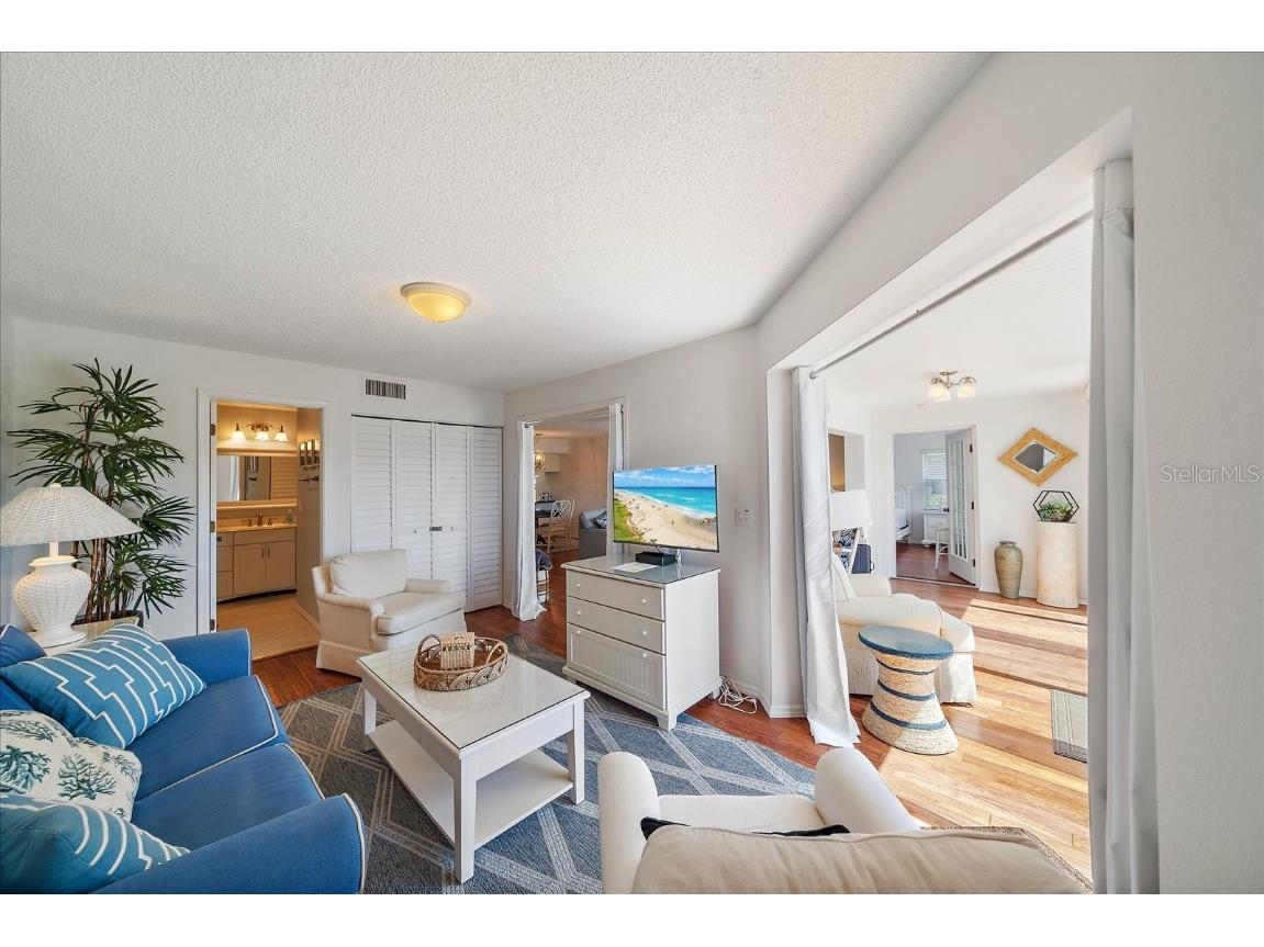 425 Cerromar Terrace #359 Venice FL 34293 A4586901 image67