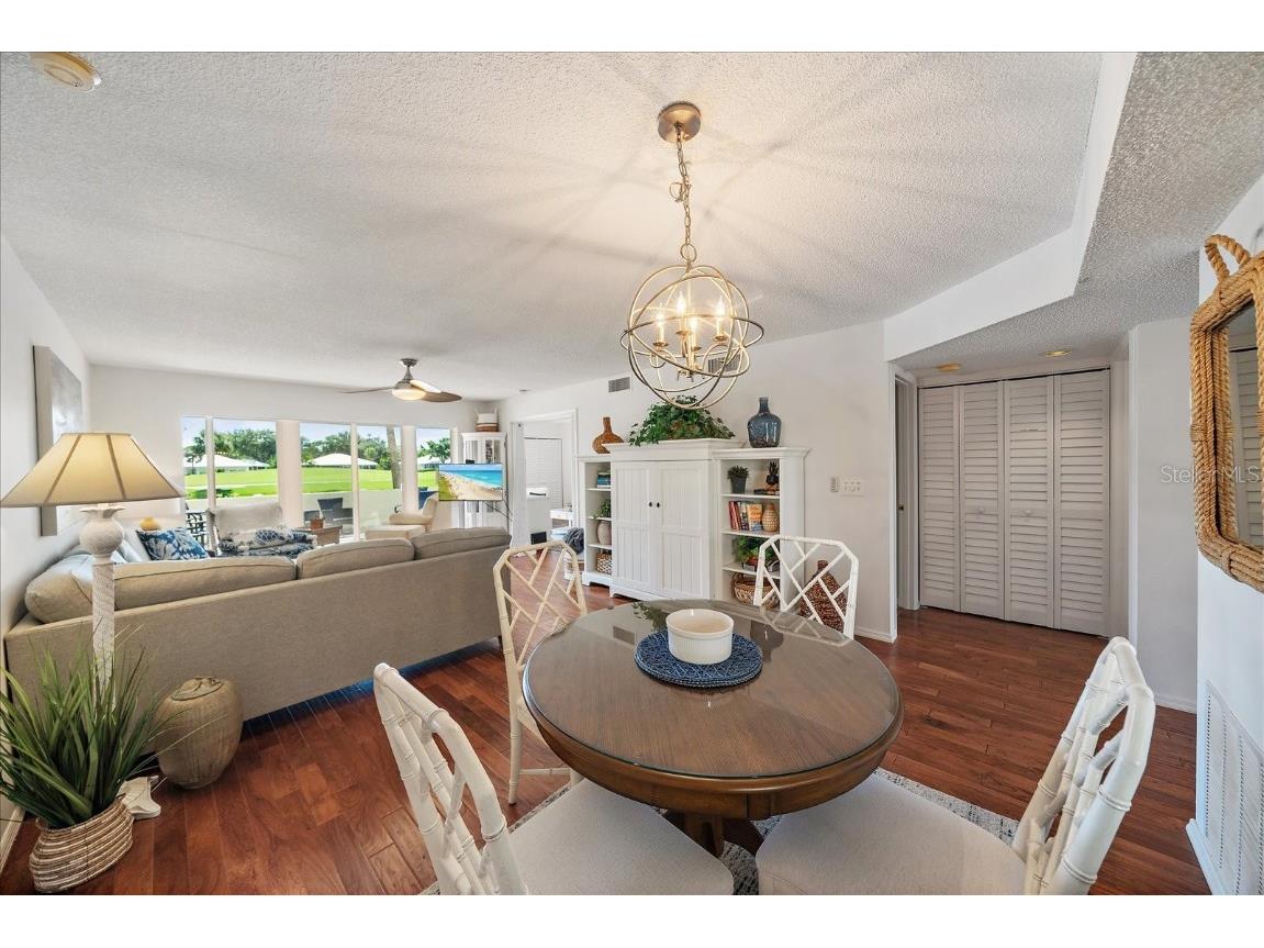 425 Cerromar Terrace #359 Venice FL 34293 A4659236 image12