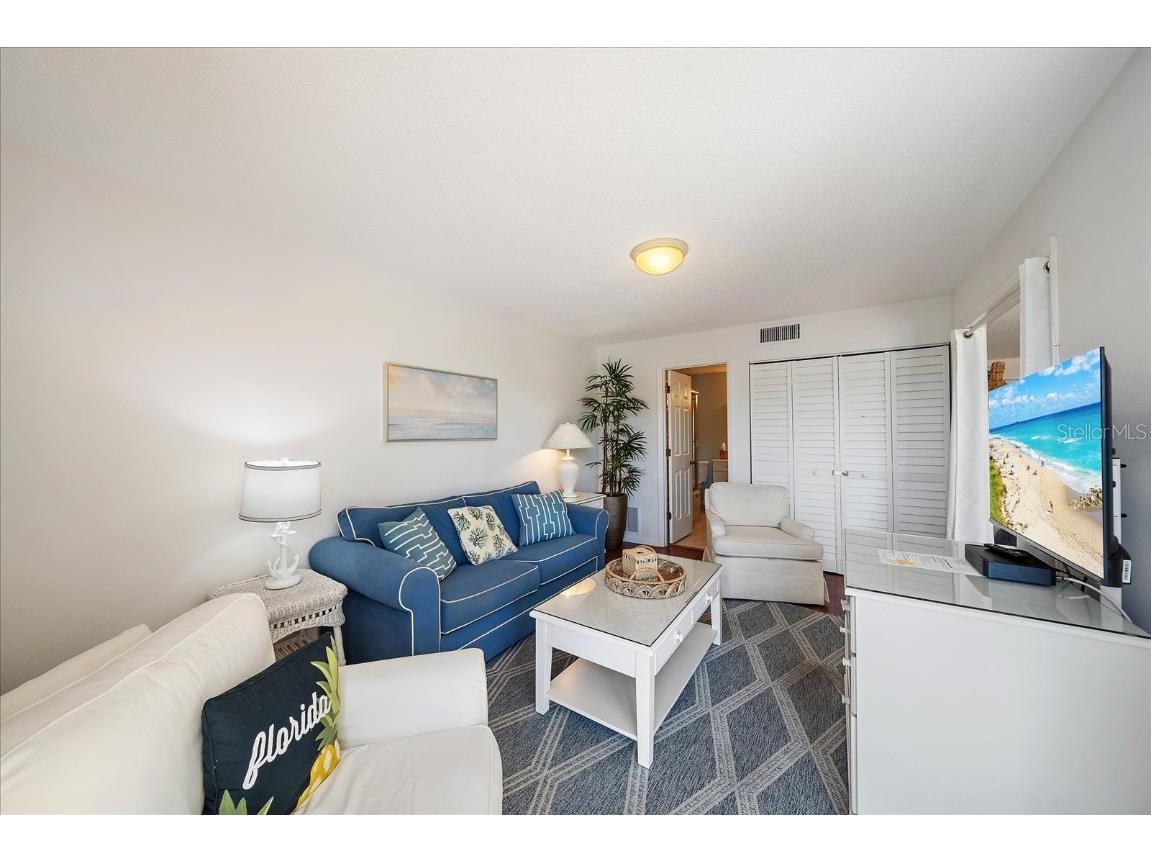 425 Cerromar Terrace #359 Venice FL 34293 A4659236 image19