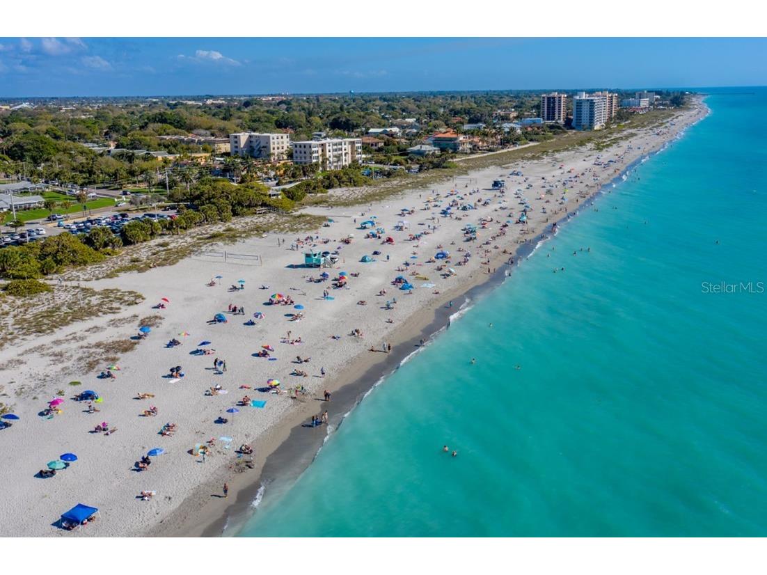 425 Cerromar Terrace #359 Venice FL 34293 A4659236 image38