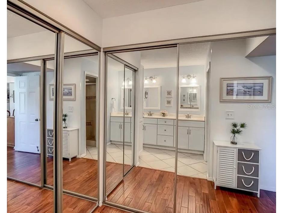 425 Cerromar Terrace #359 Venice FL 34293 A4659236 image43