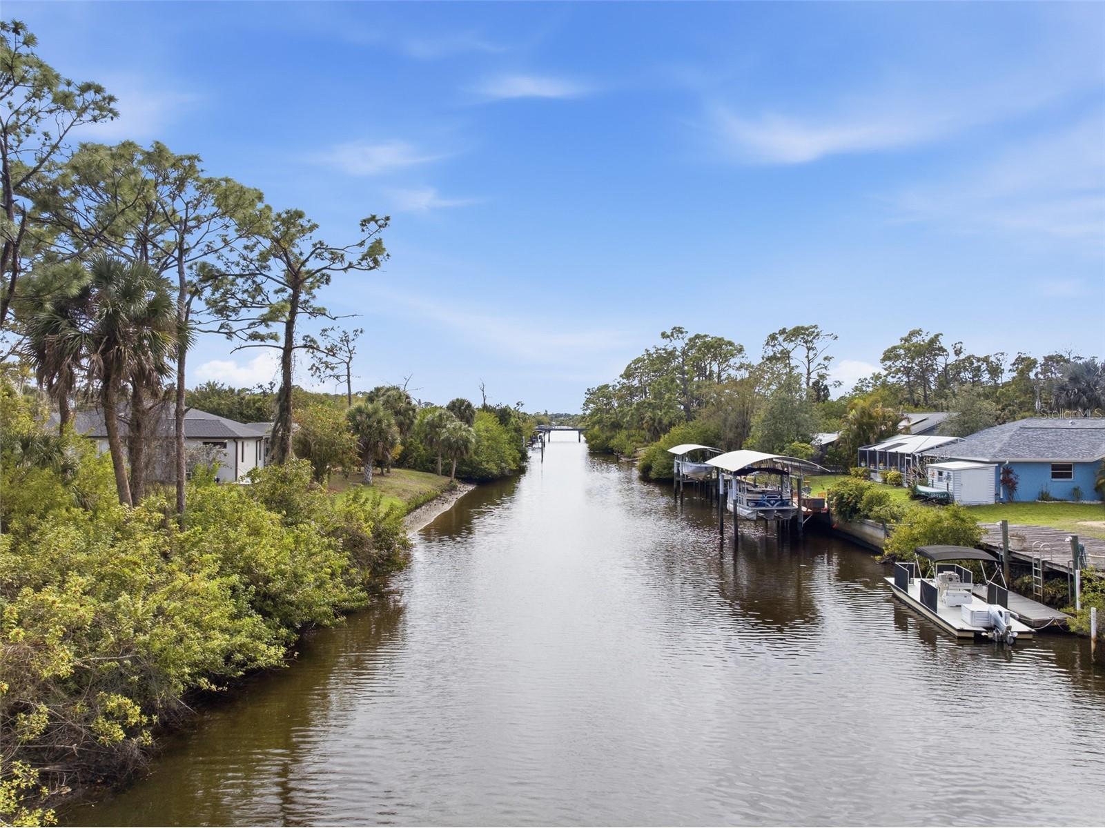 425 Cheshire Street Port Charlotte FL 33953 - CHESHIRE WATERWAY TB8504974 image3