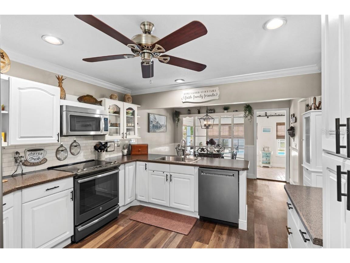 425 Corrientes Circle Punta Gorda FL 33983 C7510449 image13