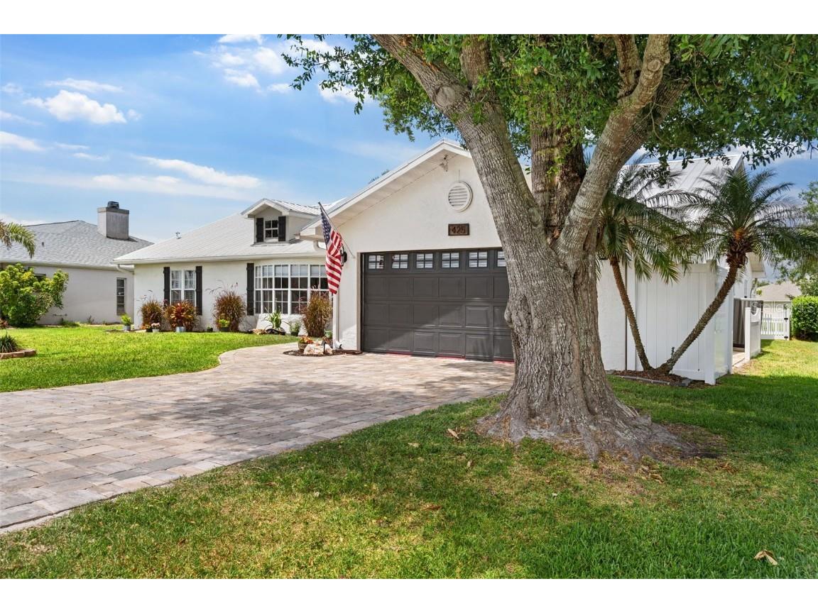 425 Corrientes Circle Punta Gorda FL 33983 C7510449 image2