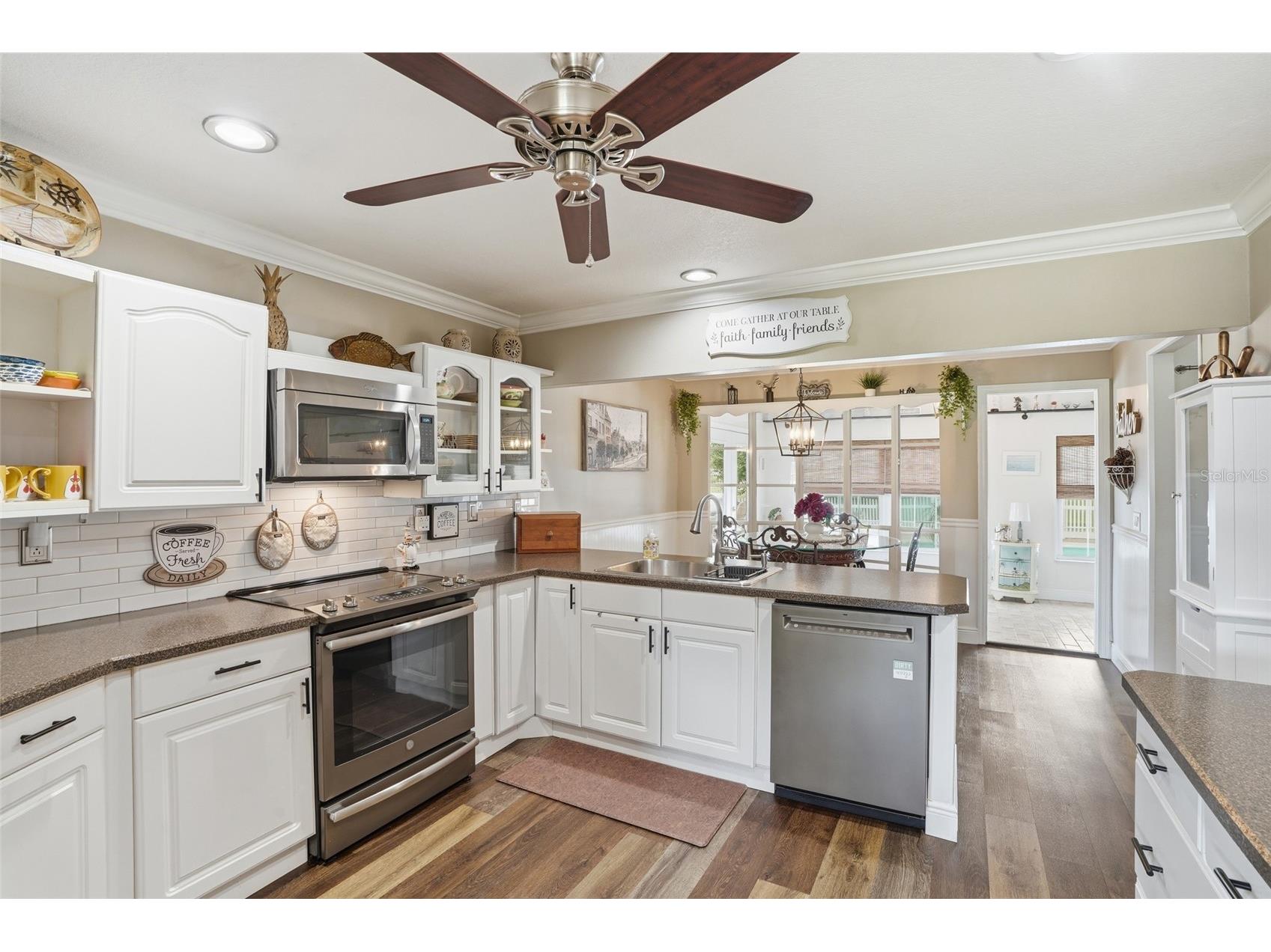 425 Corrientes Circle Punta Gorda FL 33983 C7526024 image12