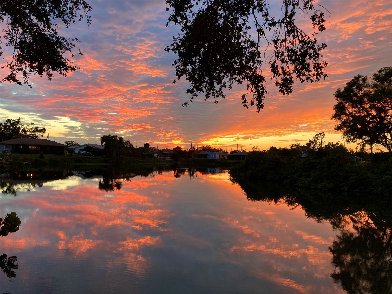 425 Driftwood Road Venice FL 34293 - ORCHID LAKES A4693341 image2
