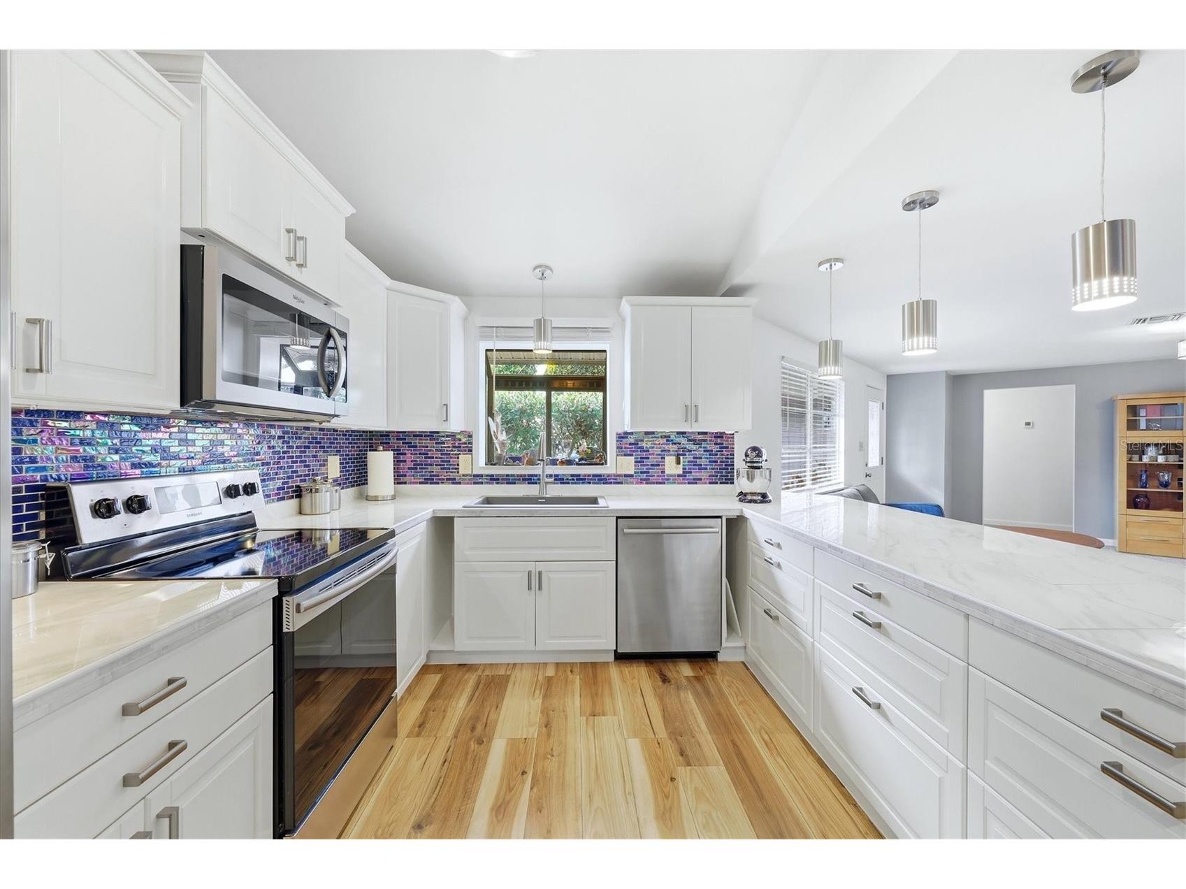 425 Driftwood Road Venice FL 34293 - ORCHID LAKES A4693341 image8