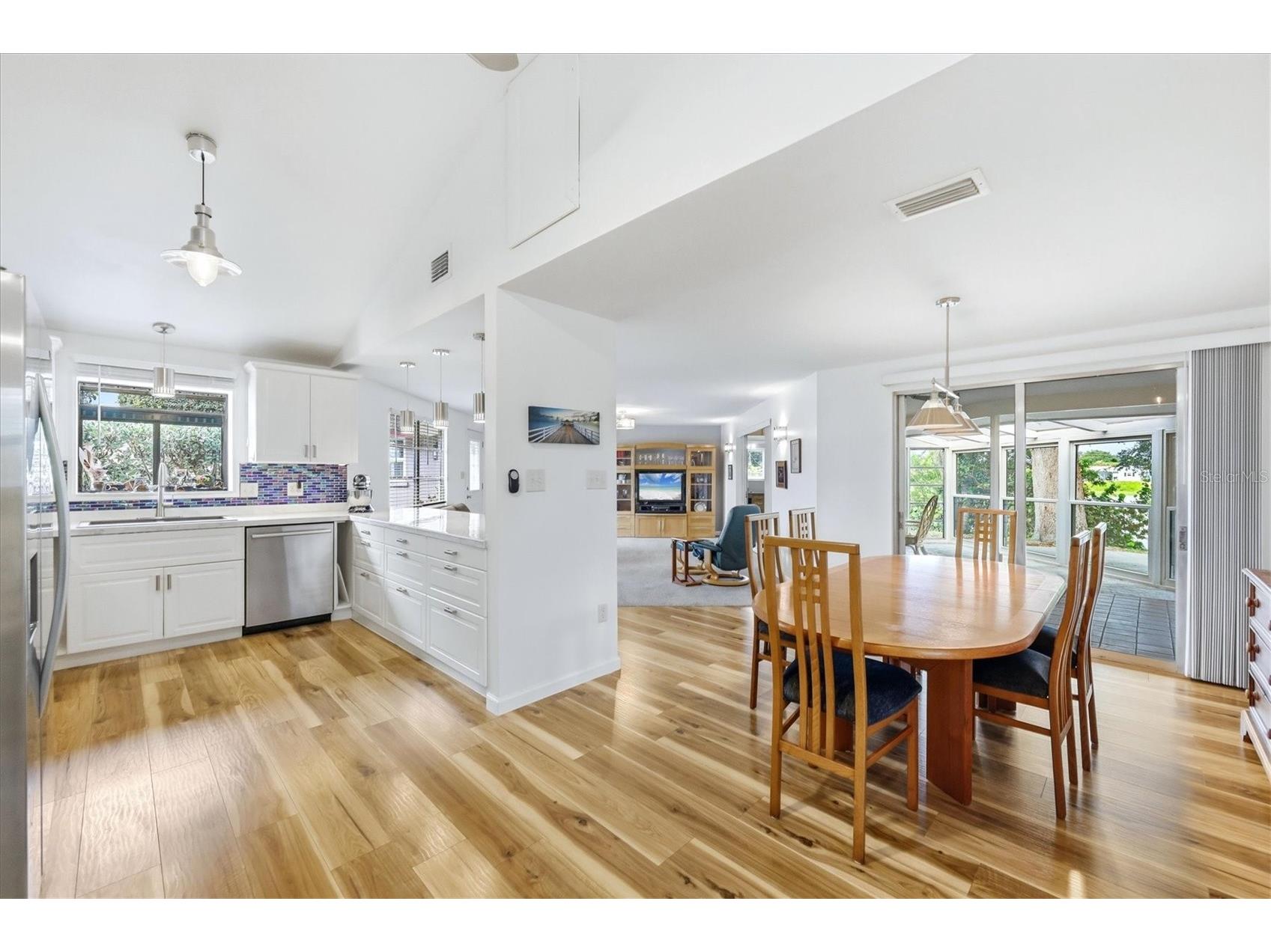 425 Driftwood Road Venice FL 34293 - ORCHID LAKES A4693341 image9