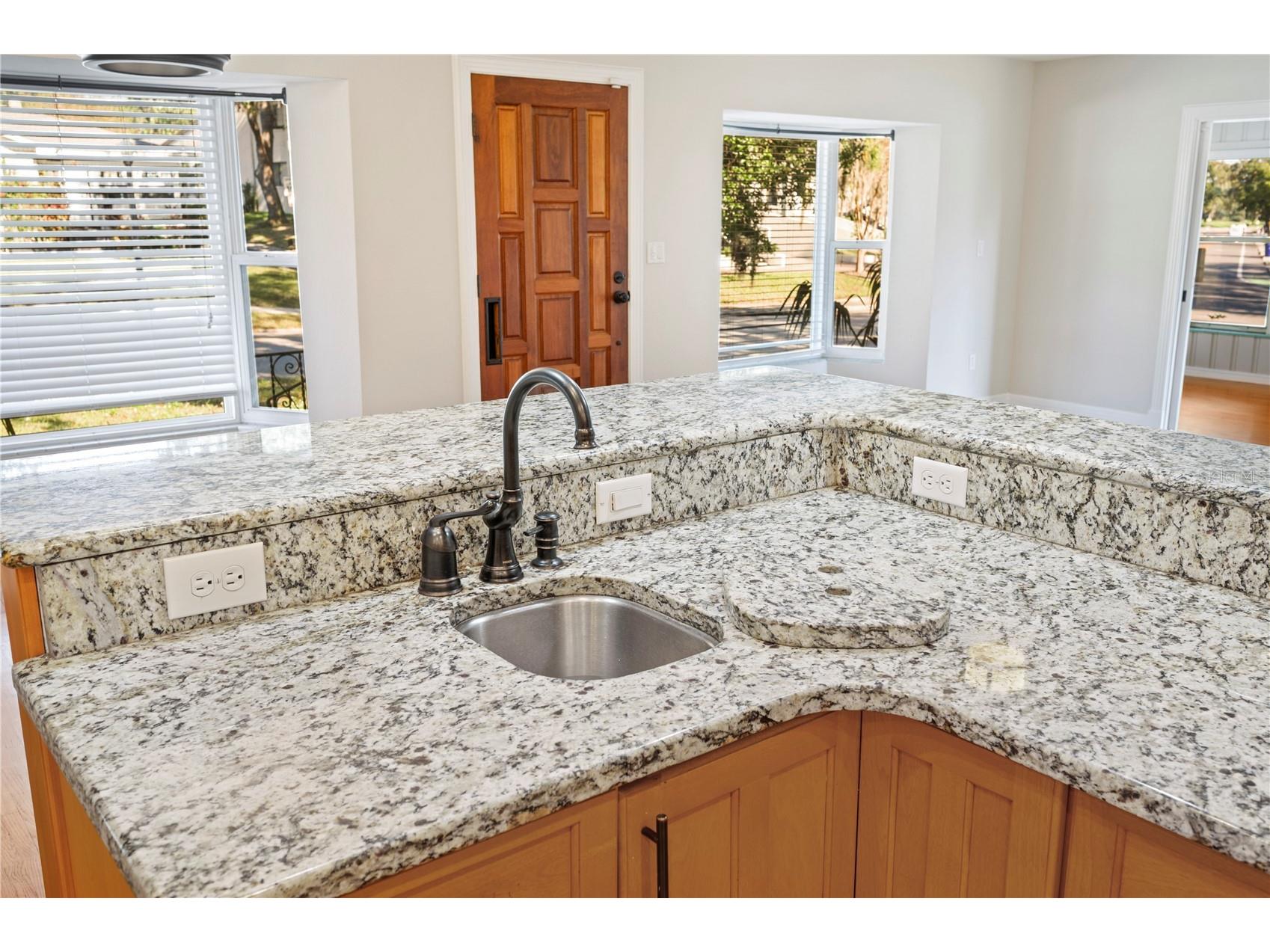 425 E Belmar Street Lakeland FL 33803 L4958125 image15
