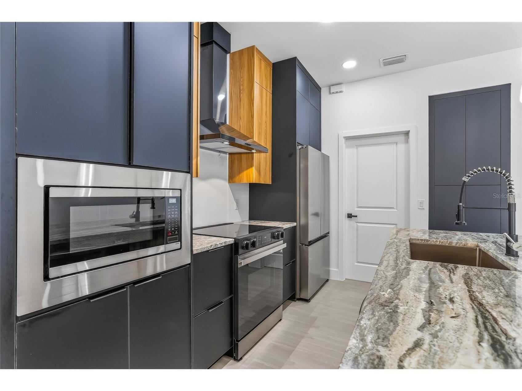 425 Ellington Street Port Charlotte FL 33953 A4686478 image10