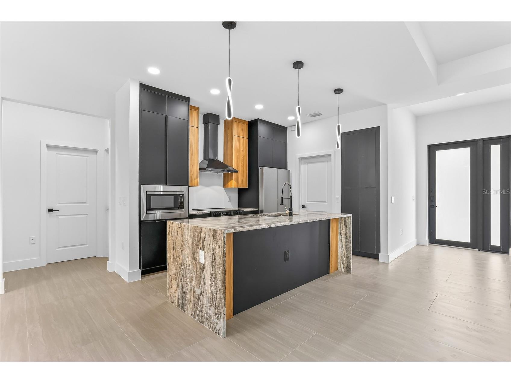 425 Ellington Street Port Charlotte FL 33953 A4686478 image12