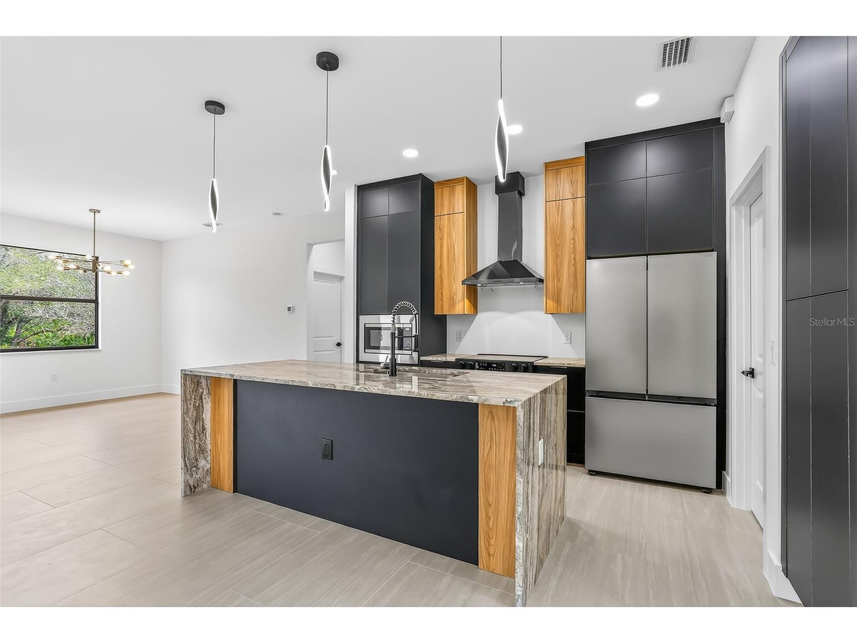 425 Ellington Street Port Charlotte FL 33953 A4686478 image5