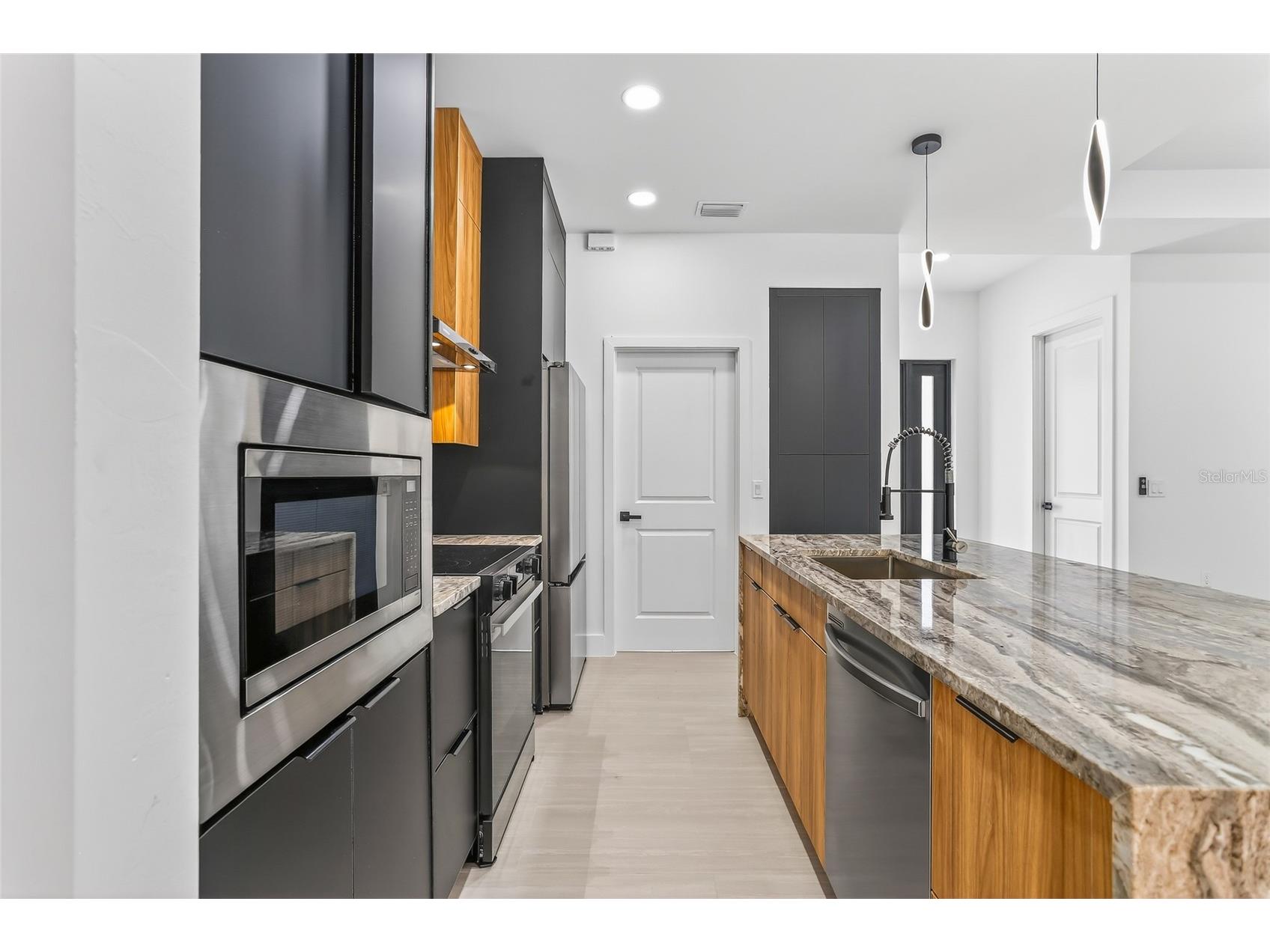 425 Ellington Street Port Charlotte FL 33953 A4686478 image7