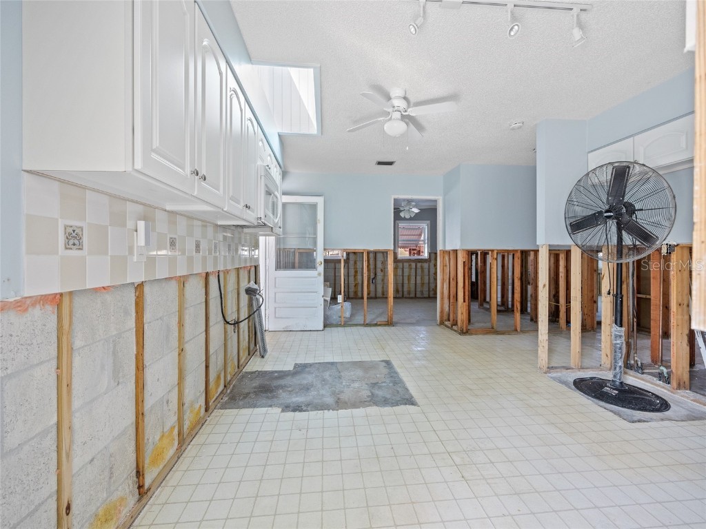 425 Fireball Court Punta Gorda FL 33950 C7504441 image8