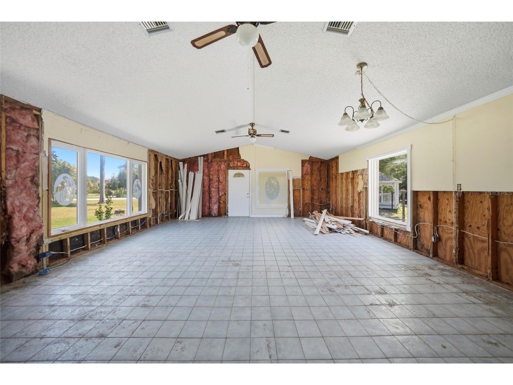 425 Fireball Court Punta Gorda FL 33950 C7525083 image10