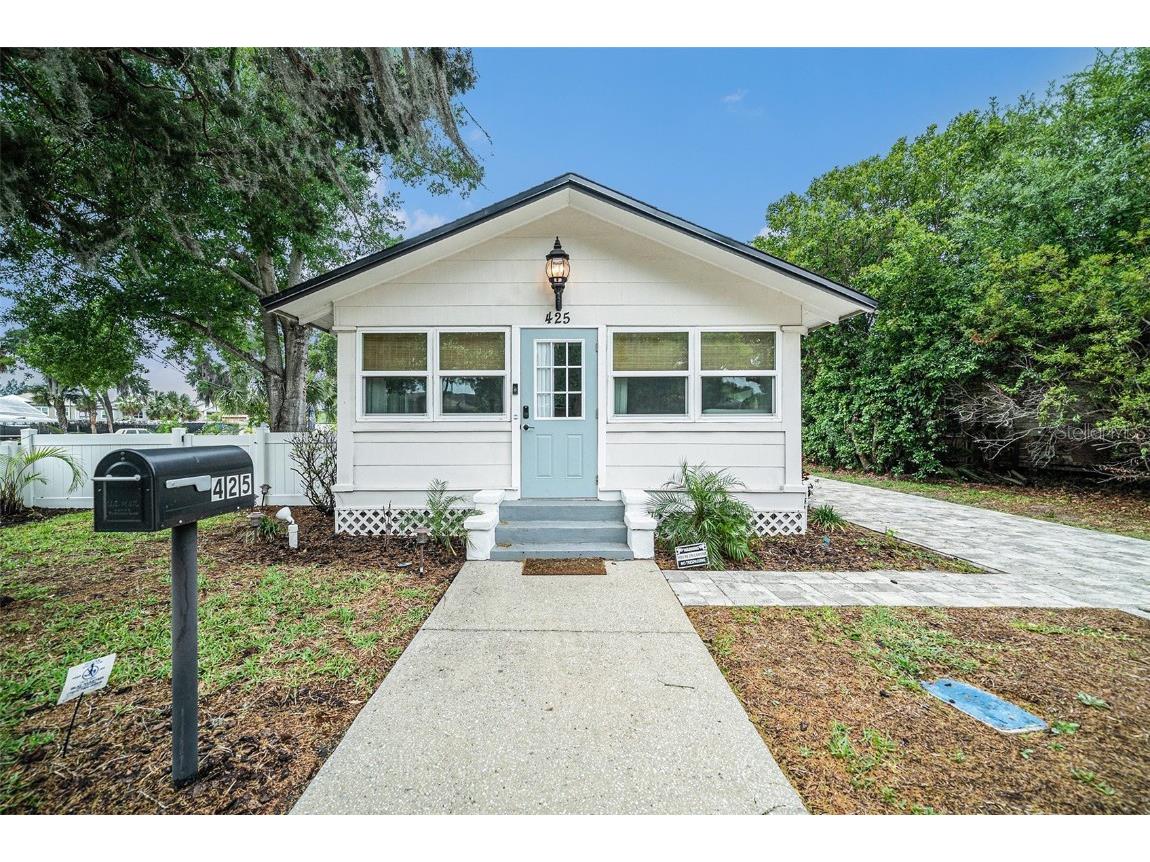 425 Grand Boulevard Tarpon Springs FL 34689 U8242625 image1