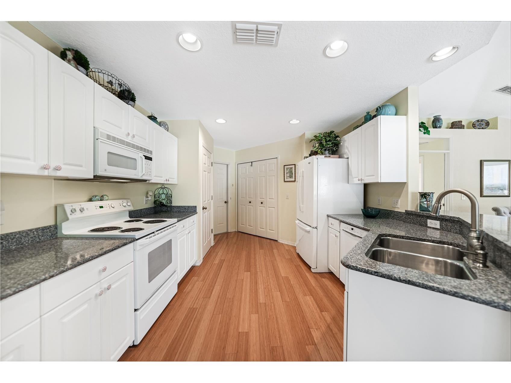 425 Islamorada Boulevard Punta Gorda FL 33955 C7519573 image12