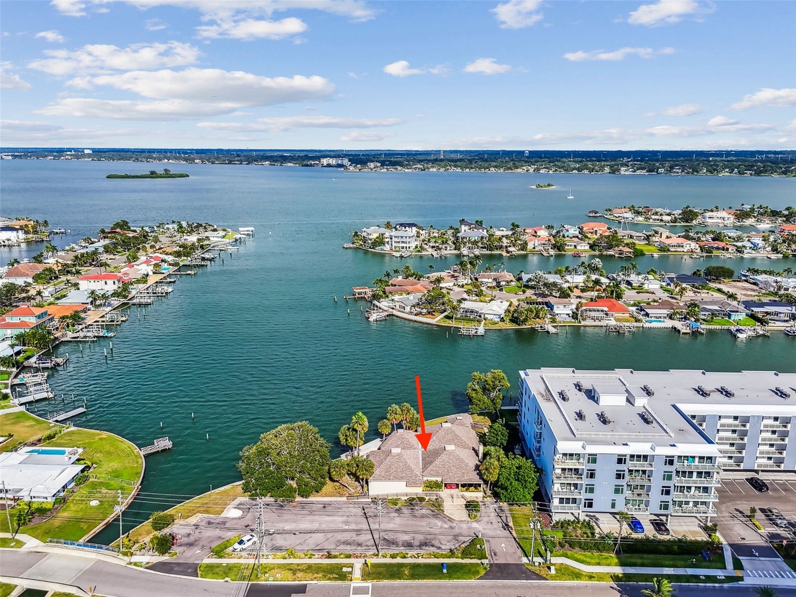 425 Island Way Clearwater FL 33767 TB8521416 image1