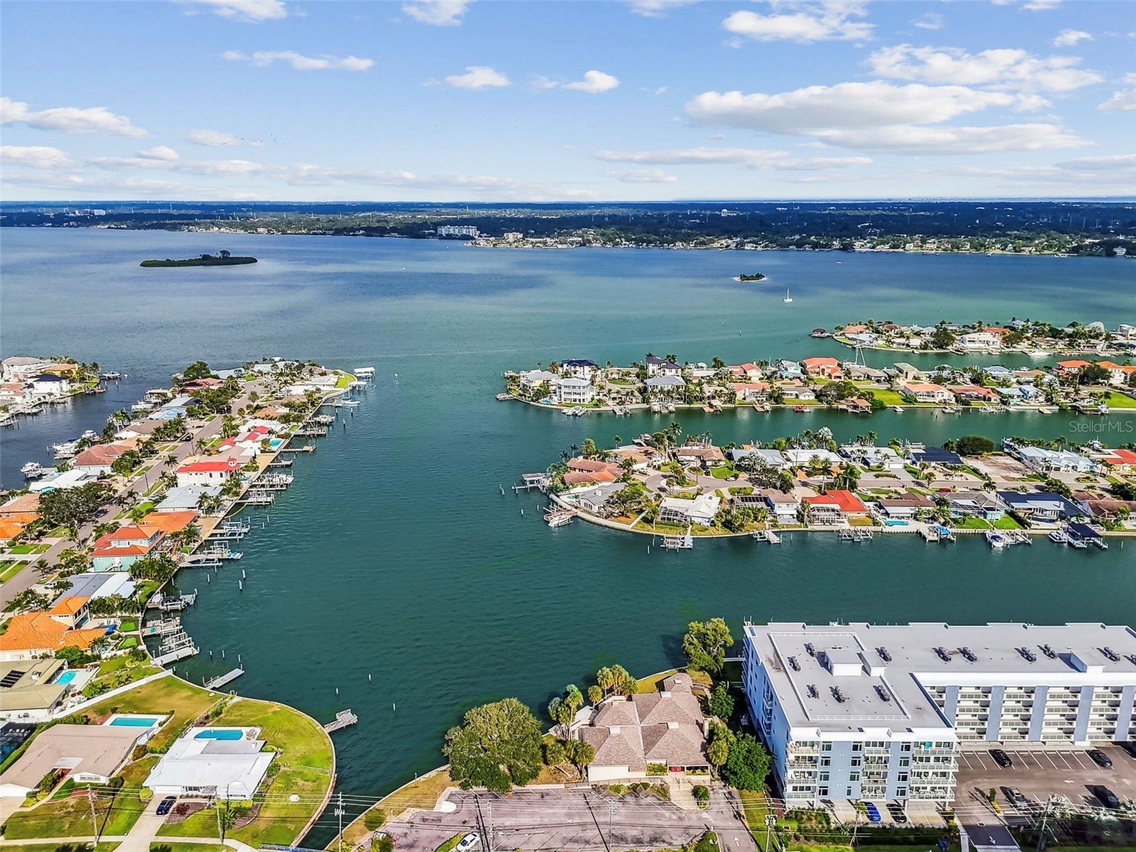 425 Island Way Clearwater FL 33767 TB8521416 image11