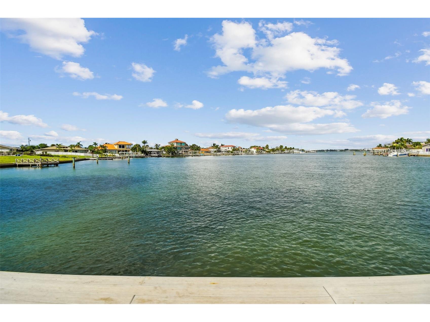 425 Island Way Clearwater FL 33767 TB8521416 image18