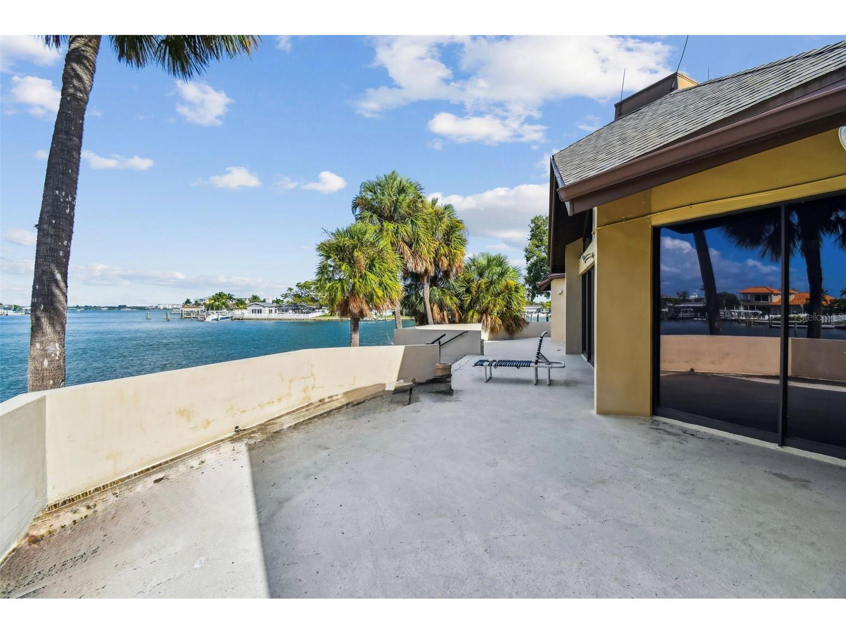425 Island Way Clearwater FL 33767 TB8521416 image22