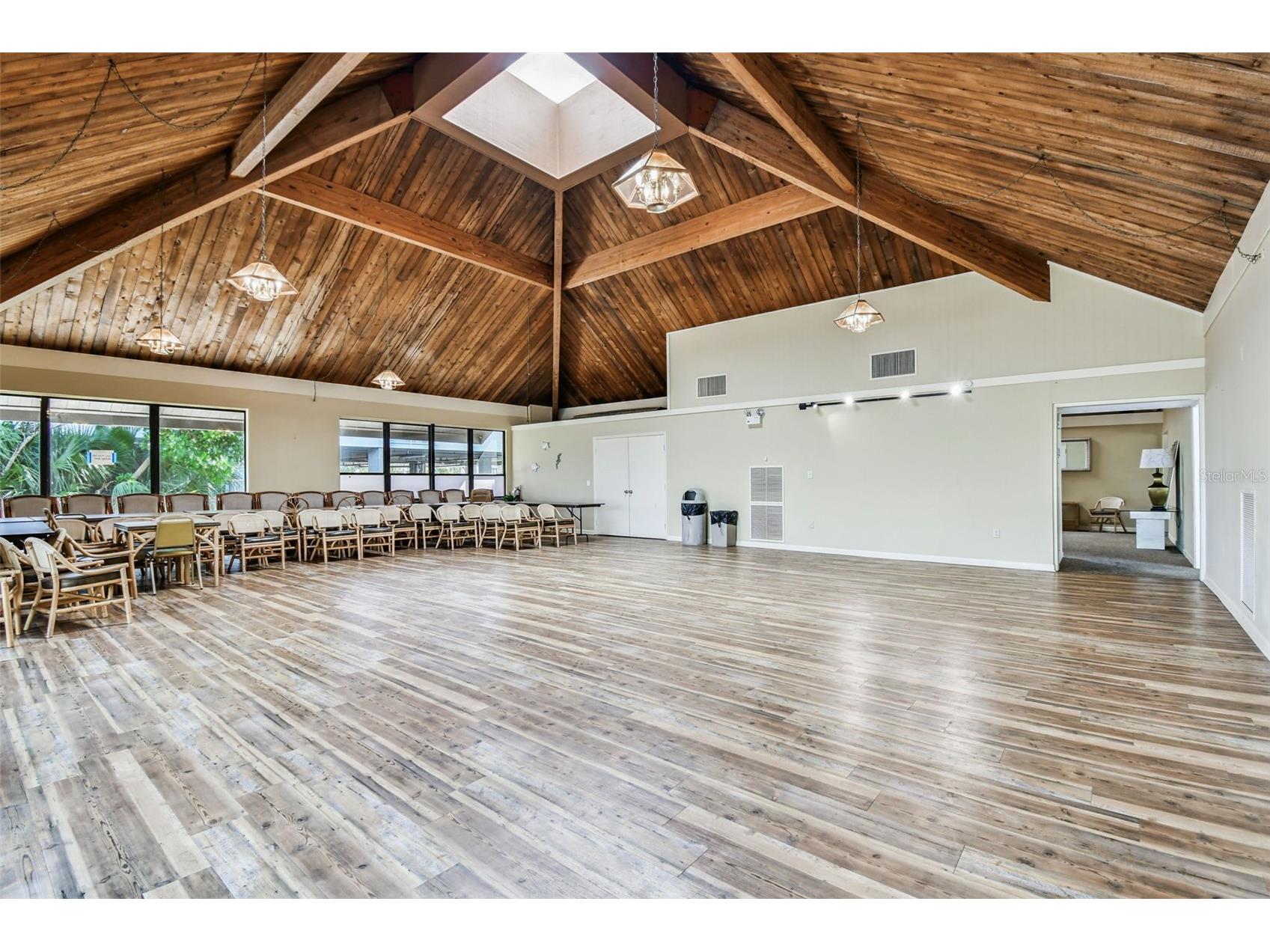 425 Island Way Clearwater FL 33767 TB8521416 image37