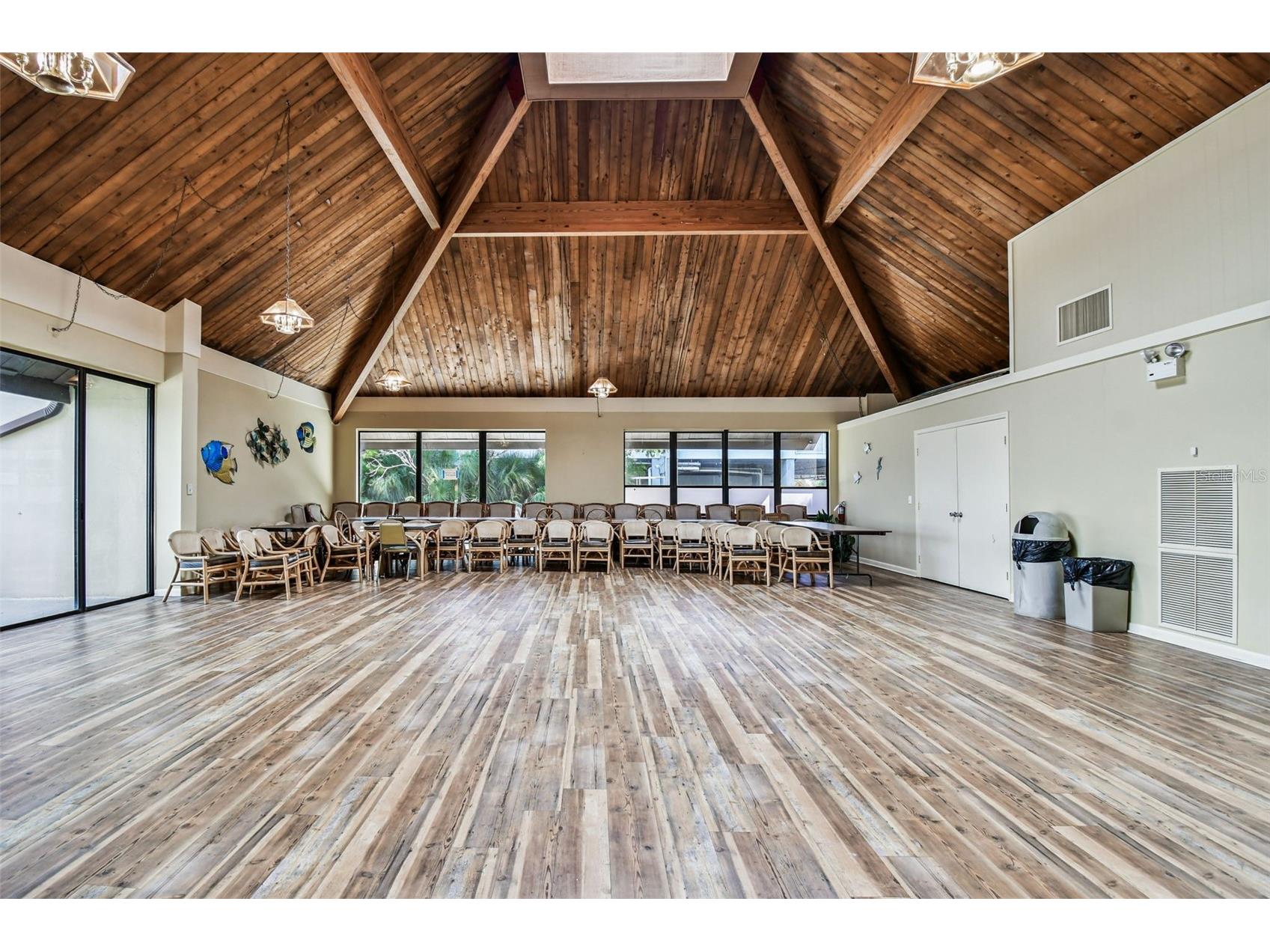 425 Island Way Clearwater FL 33767 TB8521416 image38