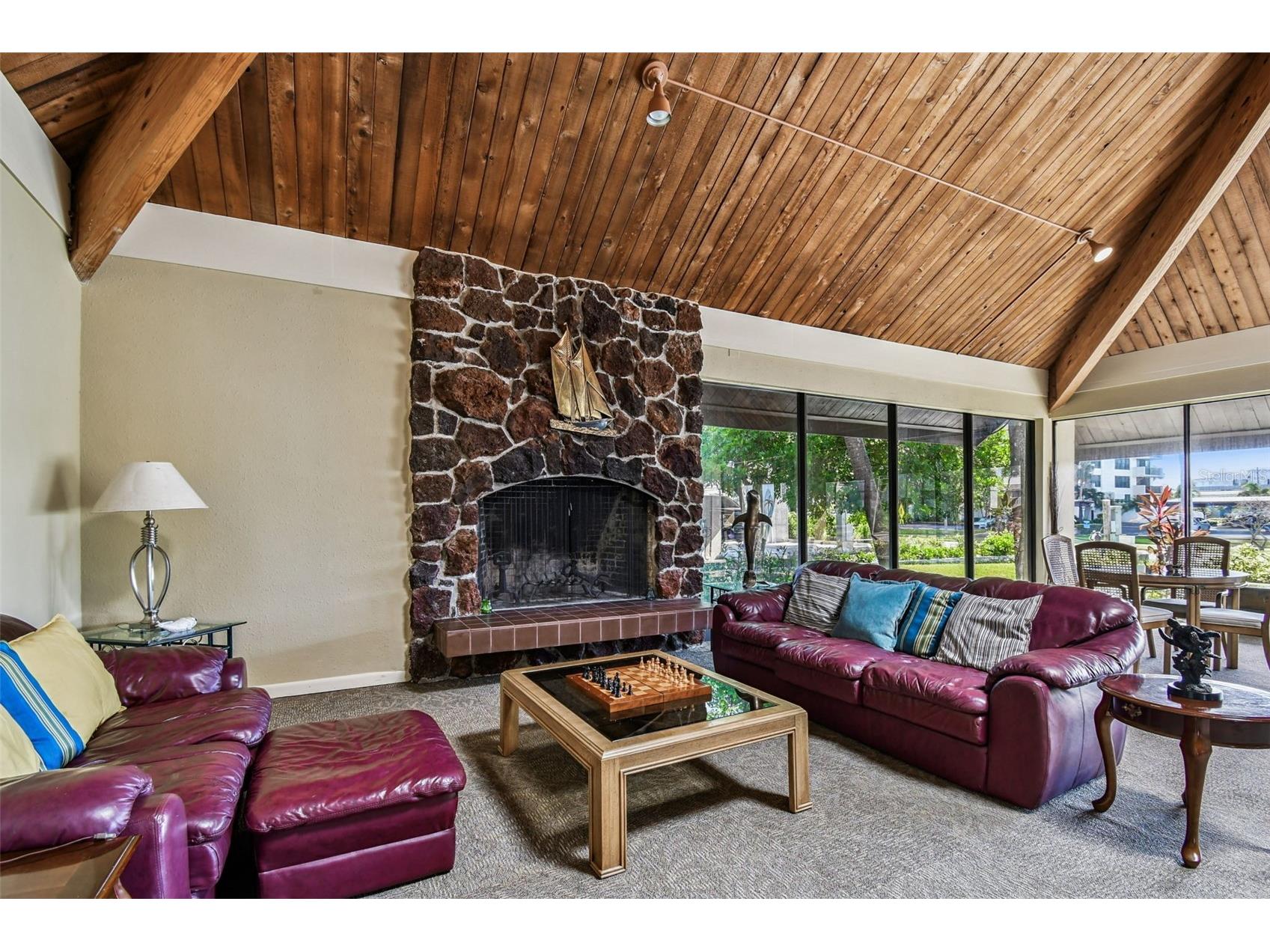 425 Island Way Clearwater FL 33767 TB8521416 image43