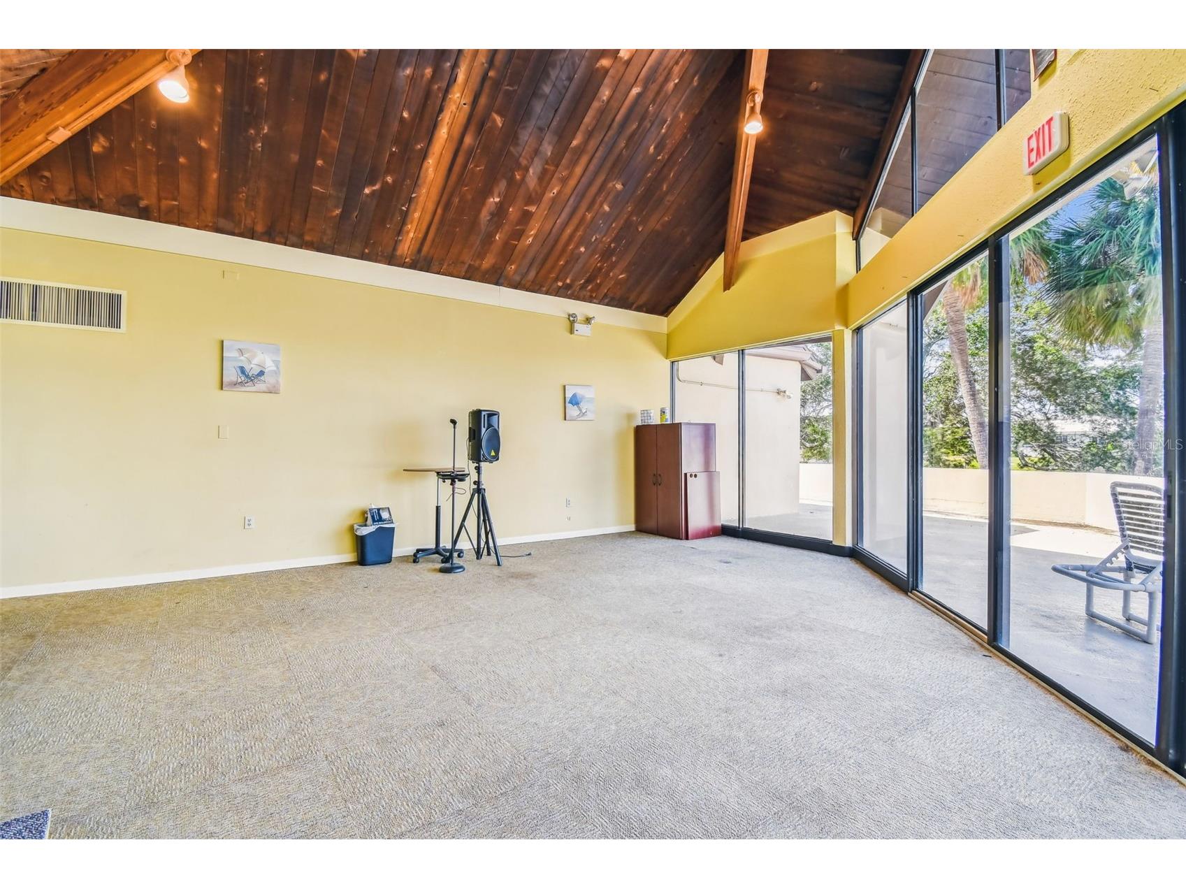 425 Island Way Clearwater FL 33767 TB8521416 image47